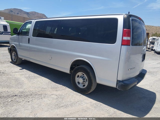 1GAZGNFP7L1237547 Chevrolet Express Passenger Rwd 3500 Extended Wheelbase Ls