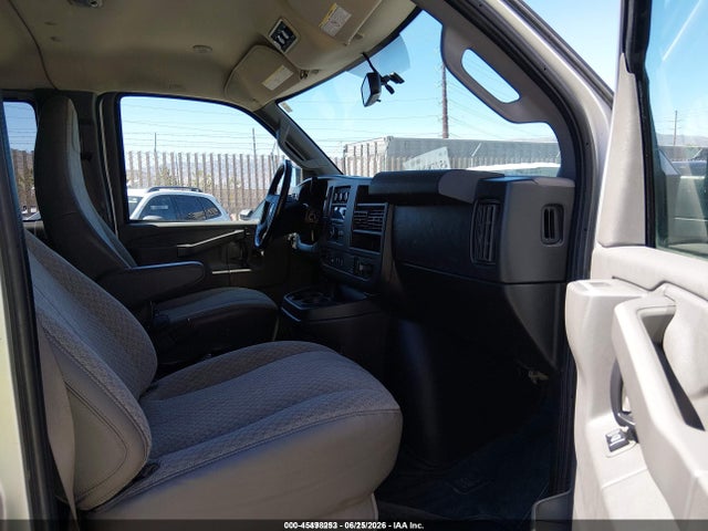 1GAZGNFP7L1237547 Chevrolet Express Passenger Rwd 3500 Extended Wheelbase Ls