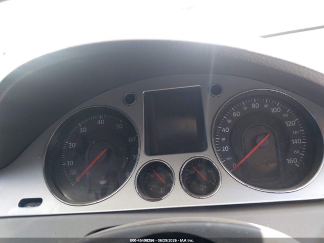 45498256 :رقم المزاد ، WVWXK73C29E052138 vin ، 2009 Volkswagen Passat Komfort مزاد بيع