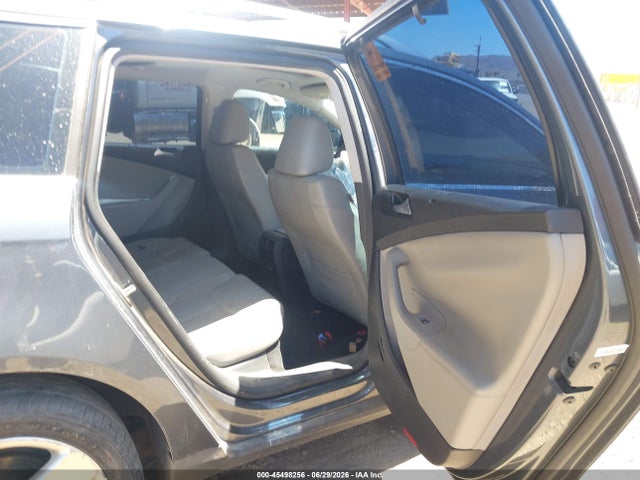 45498256 :رقم المزاد ، WVWXK73C29E052138 vin ، 2009 Volkswagen Passat Komfort مزاد بيع