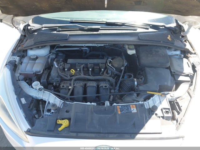 Ford FOCUS SE 2016 1FADP3F20GL203573 Image 10