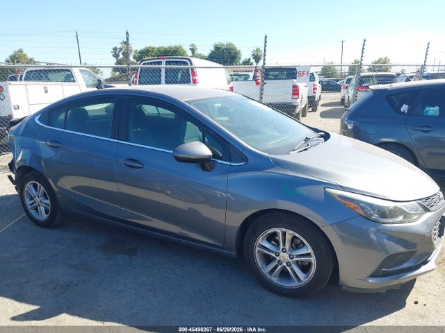 1G1BE5SM7J7245905 Chevrolet Cruze Lt Auto