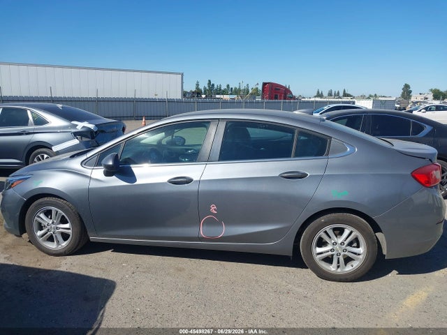 1G1BE5SM7J7245905 Chevrolet Cruze Lt Auto