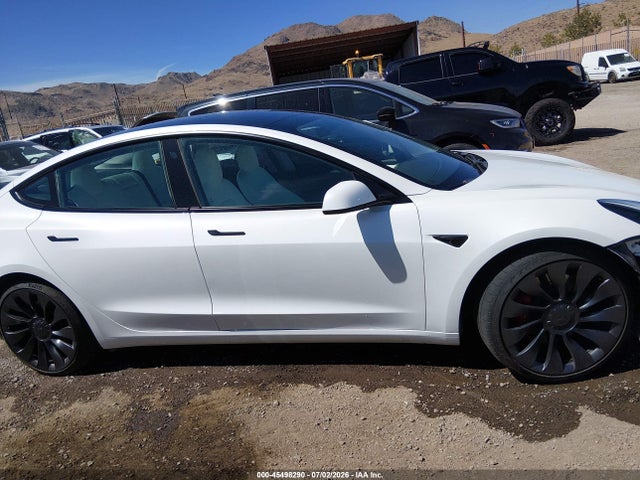 2022 Tesla Model 3 Performance Dual Motor All-wheel Drive მანქანა იყიდება აუქციონზე, vin: 5YJ3E1EC4NF293403, აუქციონის ნომერი: 45498290