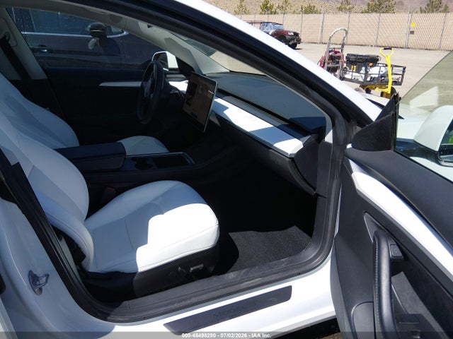 2022 Tesla Model 3 Performance Dual Motor All-wheel Drive მანქანა იყიდება აუქციონზე, vin: 5YJ3E1EC4NF293403, აუქციონის ნომერი: 45498290