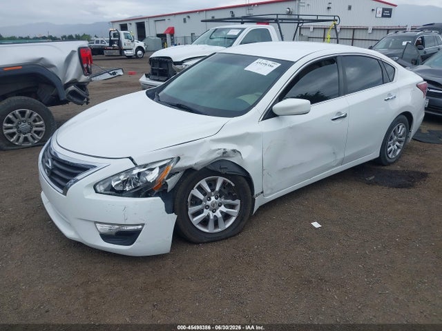 Nissan Altima 2.5 S 2015 1N4AL3AP9FN866872 Image 2