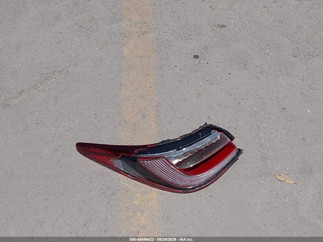 45498423 :رقم المزاد ، JN1EV7CP1MM707358 vin ، 2021 Infiniti Q50 Signature Edition مزاد بيع