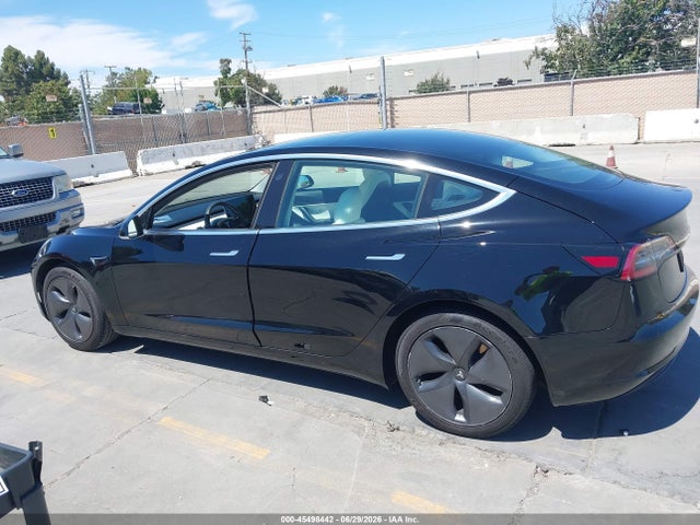 Продажа на аукционе авто 2020 Tesla Model 3 Standard Range Plus Rear-wheel Drive/standard Range Rear-wheel Drive, vin: 5YJ3E1EA1LF804769, номер лота: 45498442