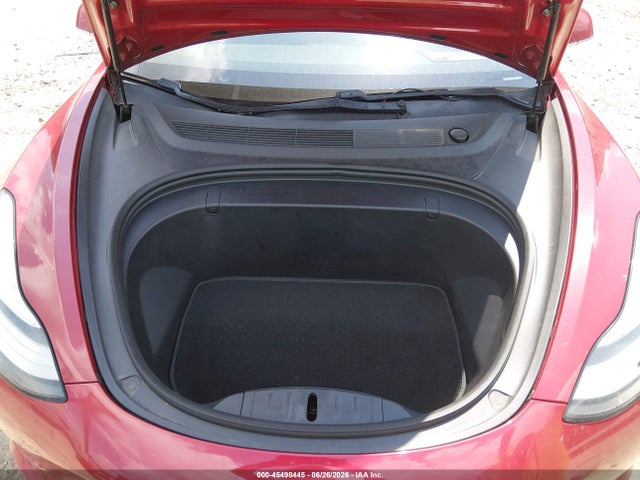 45498445 :رقم المزاد ، 5YJ3E1EB2JF130167 vin ، 2018 Tesla Model 3 Long Range/performance مزاد بيع