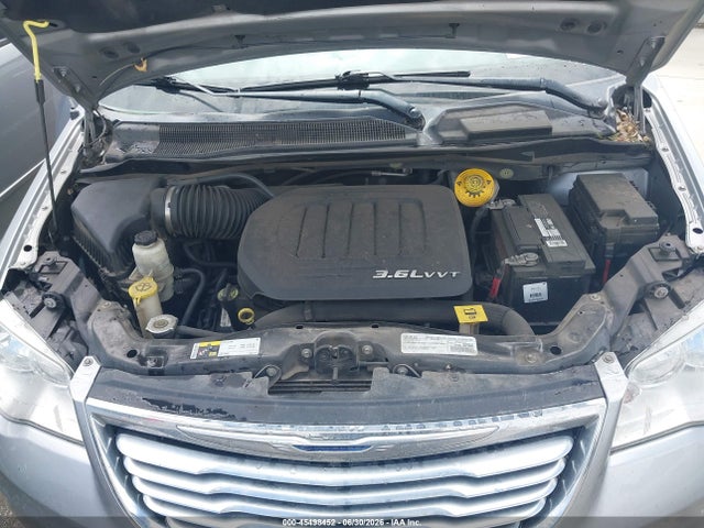 2C4RC1BG9GR156567 Chrysler Town &amp; Country Touring