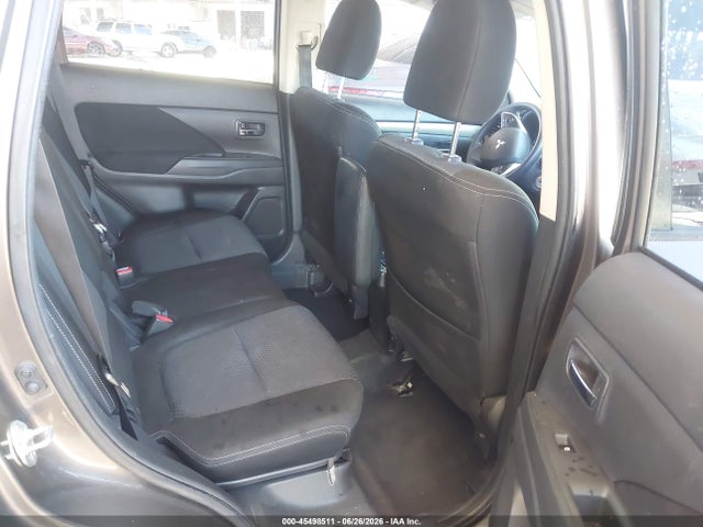 Mitsubishi Outlander Es 2018 JA4AD2A3XJZ001595 Image 8
