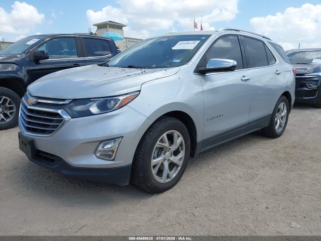 Chevrolet Equinox Premier 2018 2GNAXMEVXJ6324102 Image 2