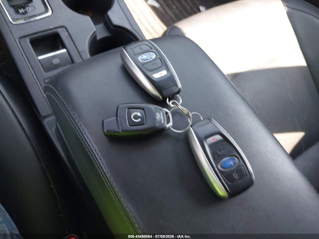 Subaru Outback 3.6r Limited 2018 4S4BSENC6J3218488 Image 11