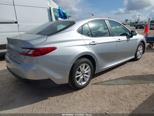 Toyota CAMRY LE 2025 4T1DAACK3SU085649 Image 4