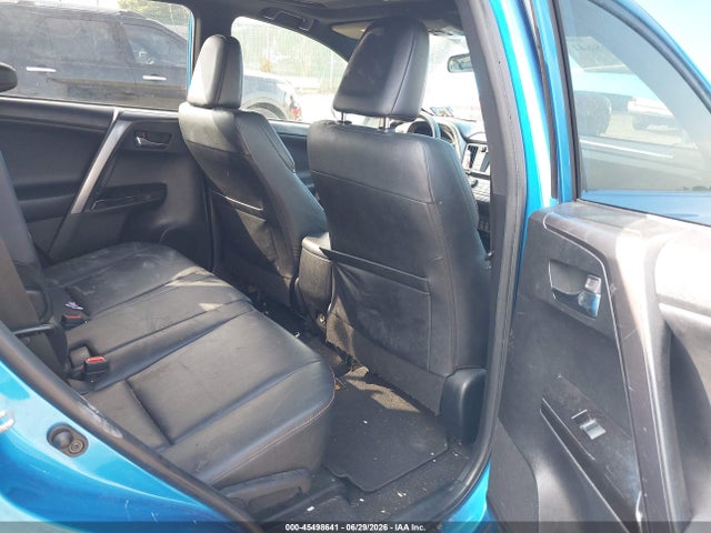 Toyota RAV4 SE 2016 JTMJFREV5GD175682 Image 8