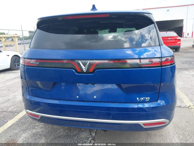 Vinfast Vf 9 Plus 2024 RLLV2CJA3RH001236 Image 17