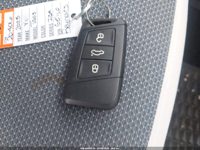 45498724 :رقم المزاد ، 3VV5C7B2XSM024554 vin ، 2025 Volkswagen Taos 1.5t S مزاد بيع