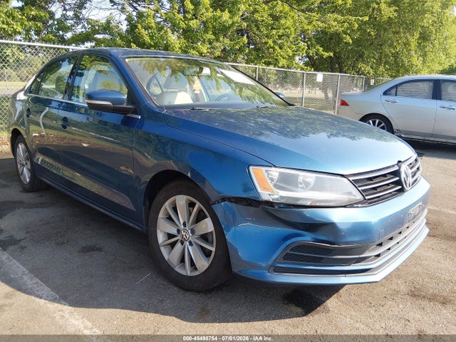2015 Volkswagen Jetta 1.8t Se მანქანა იყიდება აუქციონზე, vin: 3VWD17AJ8FM243573, აუქციონის ნომერი: 45498754