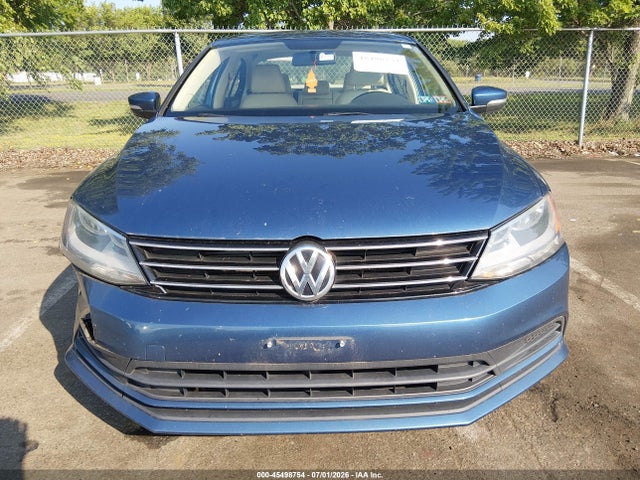 2015 Volkswagen Jetta 1.8t Se მანქანა იყიდება აუქციონზე, vin: 3VWD17AJ8FM243573, აუქციონის ნომერი: 45498754