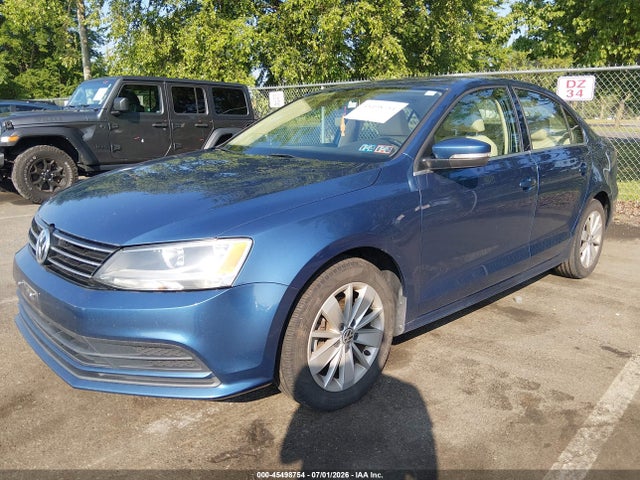 2015 Volkswagen Jetta 1.8t Se მანქანა იყიდება აუქციონზე, vin: 3VWD17AJ8FM243573, აუქციონის ნომერი: 45498754