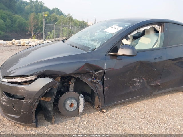 Aukcja sprzedaży 2026 Tesla Model Y Premium Rear-wheel Drive/rear-wheel Drive, vin: 7SAYGDED6TF420260, numer aukcji: 45498762