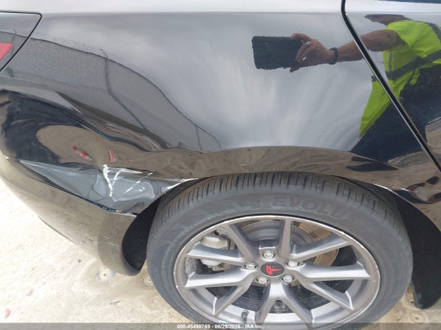 45498769 :رقم المزاد ، 5YJ3E1EA0MF085984 vin ، 2021 Tesla Model 3 Standard Range Plus Rear-wheel Drive مزاد بيع