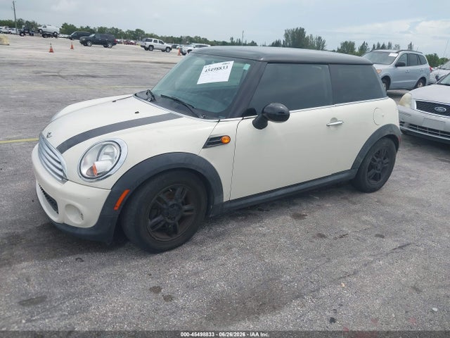 2013 Mini Hardtop Cooper მანქანა იყიდება აუქციონზე, vin: WMWSU3C55DT544808, აუქციონის ნომერი: 45498833