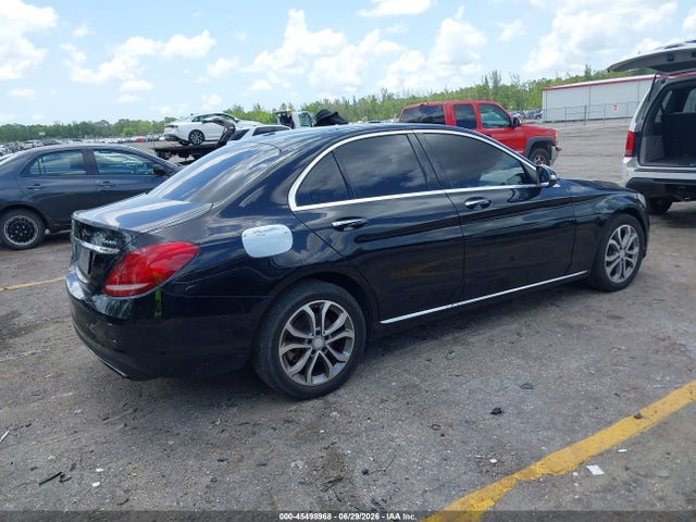 45498968 :رقم المزاد ، 55SWF4KB1FU004677 vin ، 2015 Mercedes-benz C 300 4matic مزاد بيع