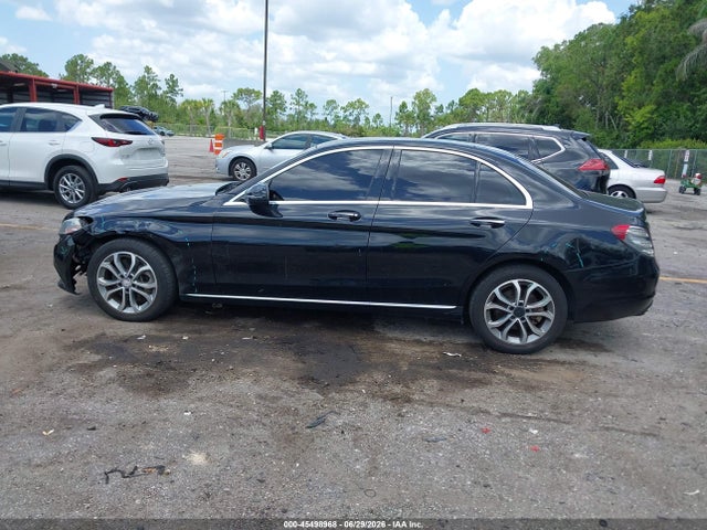 45498968 :رقم المزاد ، 55SWF4KB1FU004677 vin ، 2015 Mercedes-benz C 300 4matic مزاد بيع