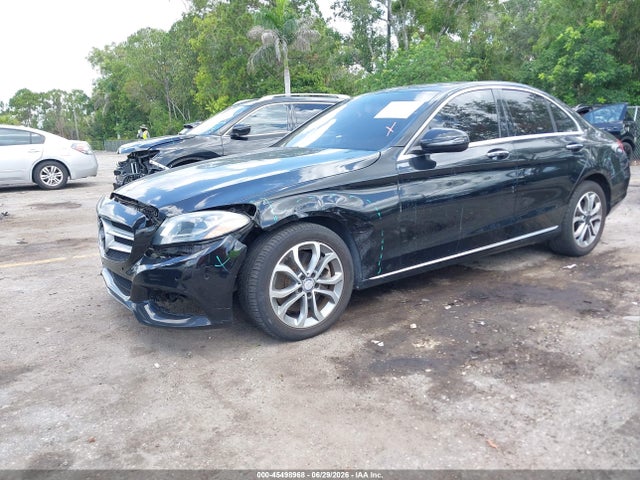 45498968 :رقم المزاد ، 55SWF4KB1FU004677 vin ، 2015 Mercedes-benz C 300 4matic مزاد بيع