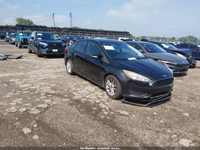 45498973 :رقم المزاد ، 1FADP3F25HL335844 vin ، 2017 Ford Focus Se مزاد بيع