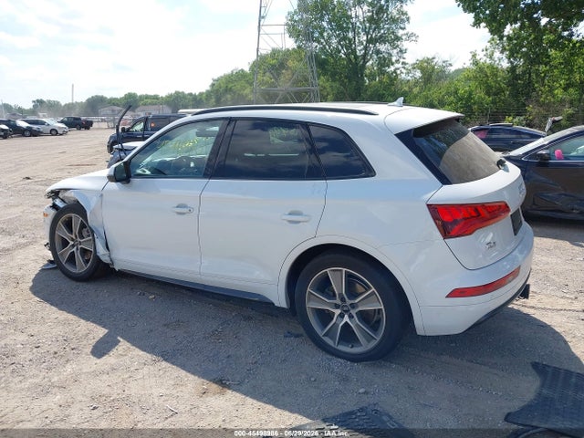 2019 Audi Q5 45 Premium მანქანა იყიდება აუქციონზე, vin: WA1BNAFY8K2054208, აუქციონის ნომერი: 45498986
