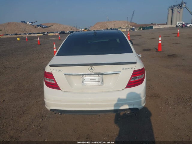Продаж на аукціоні авто 2009 Mercedes-benz C 300 Luxury 4matic/sport 4matic, vin: WDDGF81X99F277270, номер лоту: 45499023