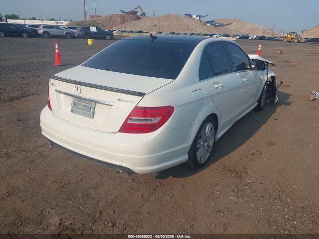Продаж на аукціоні авто 2009 Mercedes-benz C 300 Luxury 4matic/sport 4matic, vin: WDDGF81X99F277270, номер лоту: 45499023