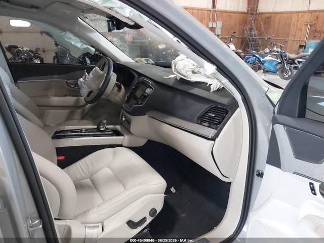 Продаж на аукціоні авто 2025 Volvo Xc90 B6 Plus 7-seater, vin: YV4062PE7S1325640, номер лоту: 45499046