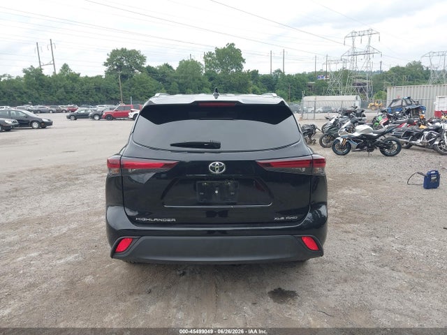 Toyota Highlander Xle 2024 5TDKDRBH4RS566838 Image 16