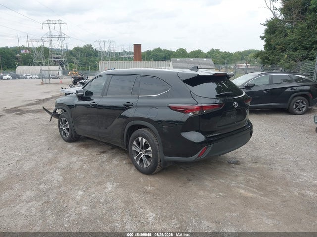 Toyota Highlander Xle 2024 5TDKDRBH4RS566838 Image 3