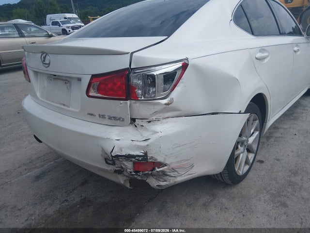 Продажа на аукционе авто 2011 Lexus Is 250, vin: JTHCF5C27B5052218, номер лота: 45499072