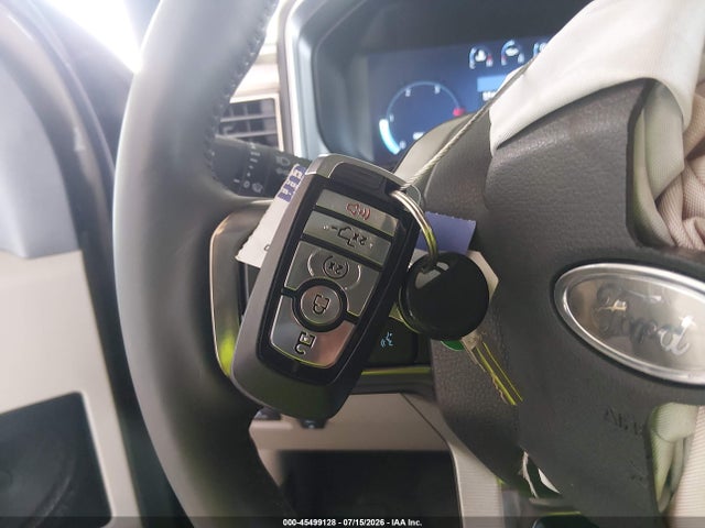Ford F-350 Platinum 2026 1FT8W3BM8TEC28015 Image 10