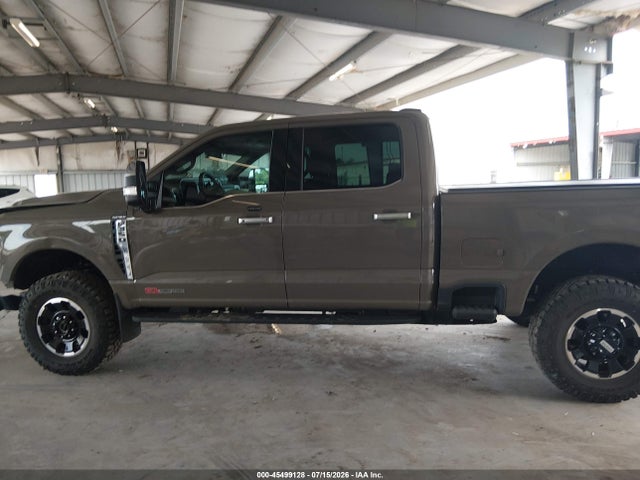 Ford F-350 Platinum 2026 1FT8W3BM8TEC28015 Image 15