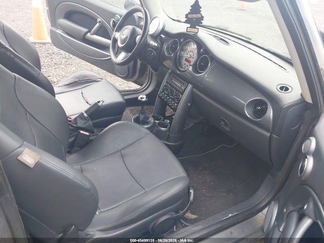 2005 Mini Cooper S მანქანა იყიდება აუქციონზე, vin: WMWRE33435TD95046, აუქციონის ნომერი: 45499135