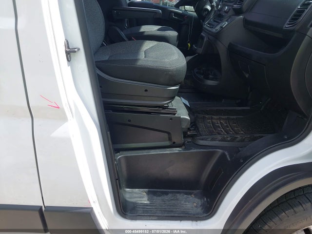 Продажа на аукционе авто 2022 Ram Promaster 3500 Cargo Van High Roof 159 Wb Ext, vin: 3C6MRVJG3NE124558, номер лота: 45499152