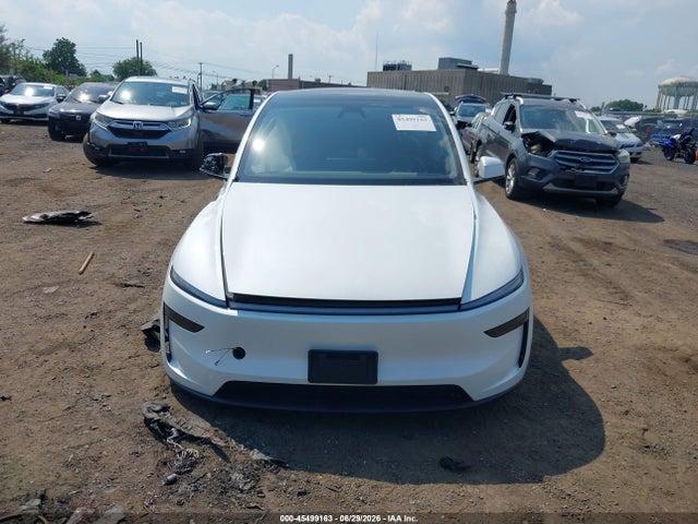 Продаж на аукціоні авто 2026 Tesla Model Y All-wheel Drive/long Range Launch Series/premium All-wheel Drive, vin: 7SAYGDEE0TF352823, номер лоту: 45499163