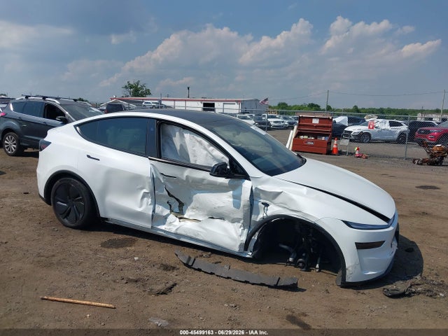 Продаж на аукціоні авто 2026 Tesla Model Y All-wheel Drive/long Range Launch Series/premium All-wheel Drive, vin: 7SAYGDEE0TF352823, номер лоту: 45499163