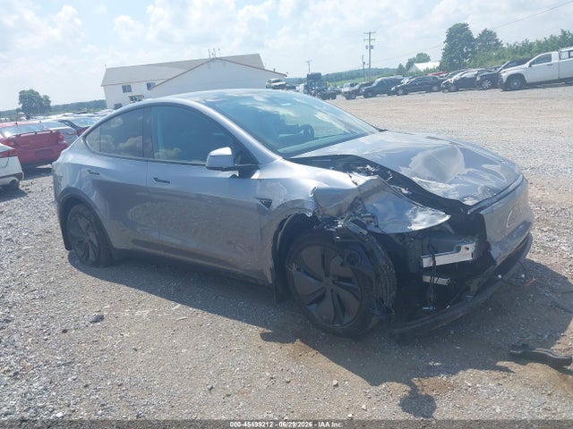 Tesla Model Y Premium Rear-wheel Drive/rear-wheel Drive 2026 7SAYGDED9TF433133 zdjęcie główne
