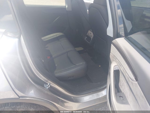 Продажа на аукционе авто 2026 Tesla Model Y Premium Rear-wheel Drive/rear-wheel Drive, vin: 7SAYGDED9TF433133, номер лота: 45499212