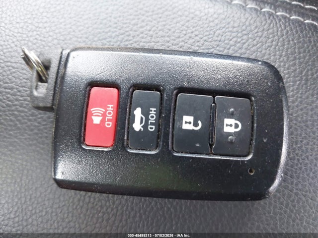 Продажа на аукционе авто 2017 Toyota Corolla Se, vin: 2T1BURHE1HC828545, номер лота: 45499213