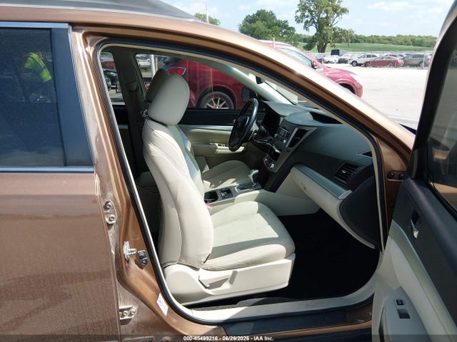 2011 Subaru Outback 2.5i Premium მანქანა იყიდება აუქციონზე, vin: 4S4BRCCC8B3351323, აუქციონის ნომერი: 45499216
