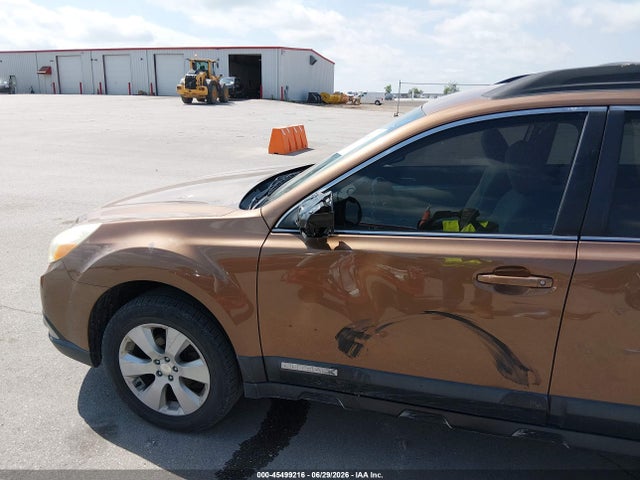 2011 Subaru Outback 2.5i Premium მანქანა იყიდება აუქციონზე, vin: 4S4BRCCC8B3351323, აუქციონის ნომერი: 45499216