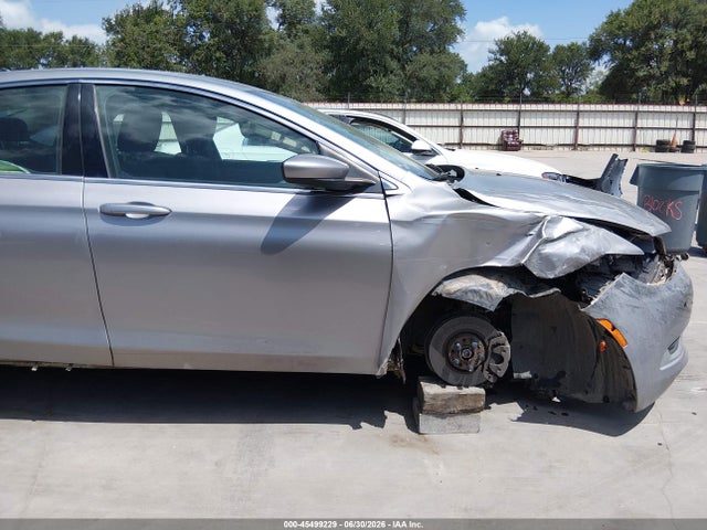 45499229 :رقم المزاد ، 1C3CCCAB0FN595373 vin ، 2015 Chrysler 200 Limited مزاد بيع